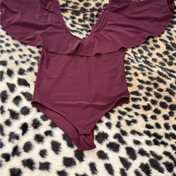 Leith Maroon Ruffle Bodysuit - Picture 1 of 2
